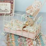 Muebles para muñecos Maileg | Cot Bed | Kamchatkatoys