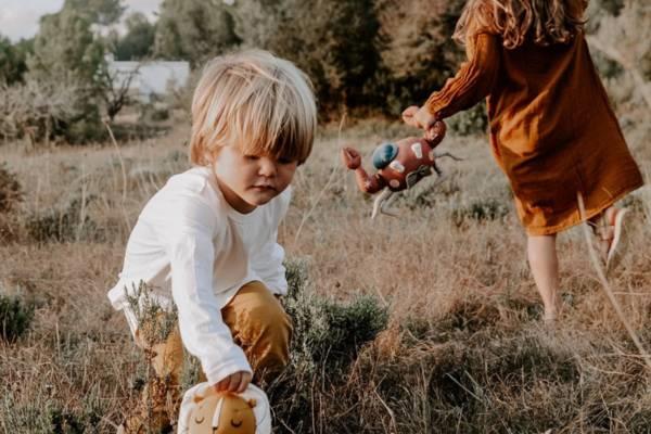 Un verano para imaginar: menos agenda y más infancia | Juguetes de madera ecológicos, educativos y originales