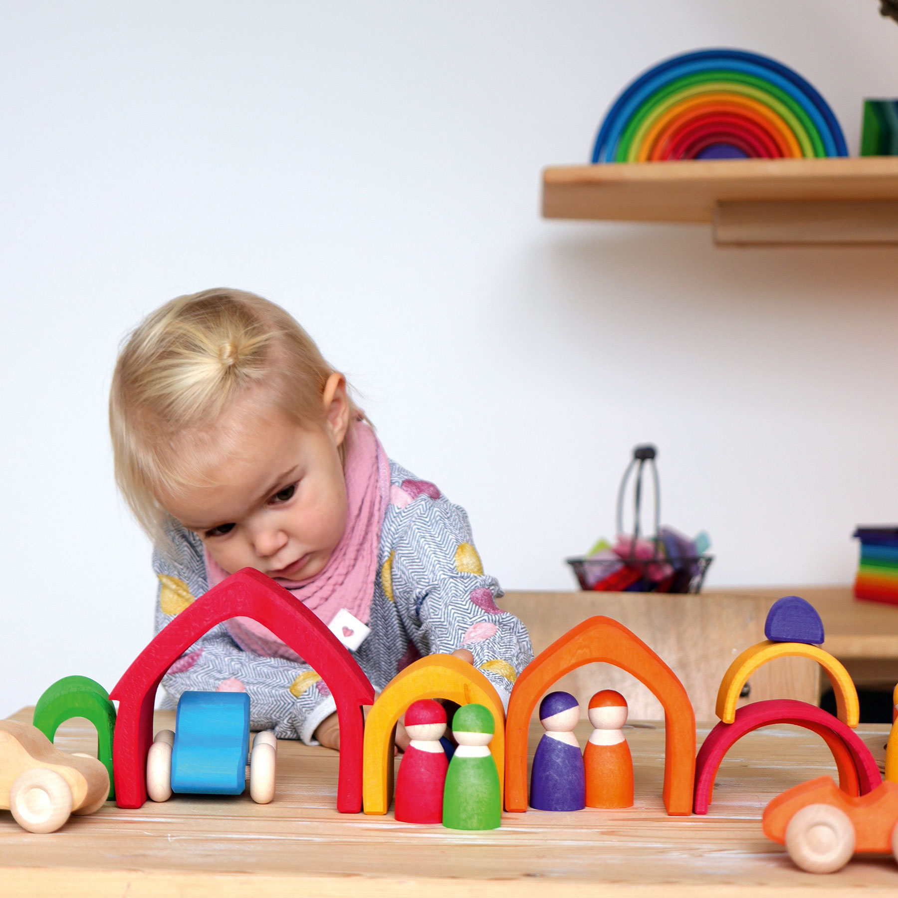 Hermano Ashley Furman ampliar Los valores de los juguetes Montessori y Waldorf