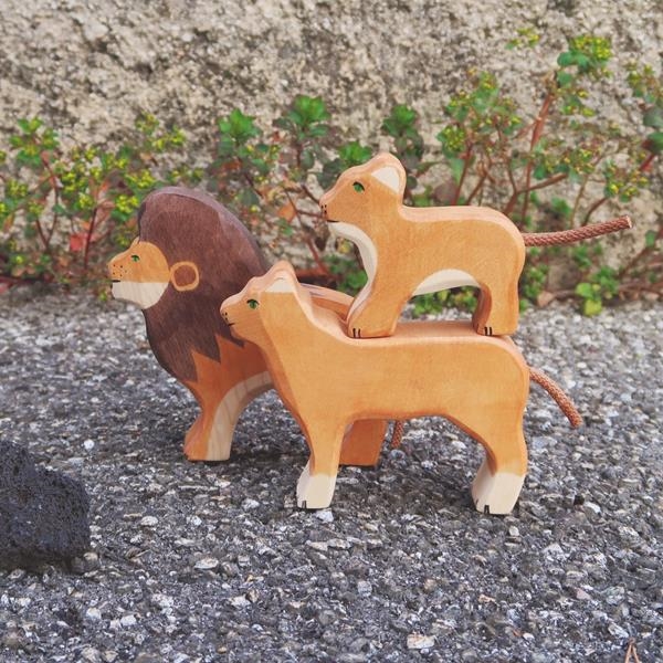 León | Animales de madera | Juguetes Waldorf | Holztiger