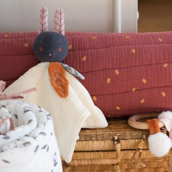 DOU DOU CONEJO APRÈS LA PLUIE | MR715016 | Juguetes de madera ecológicos, educativos y originales