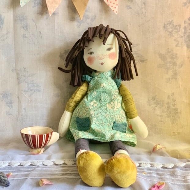 Iris | Les Rosalies | Muñecas Moulin Roty en KamchatkaToys