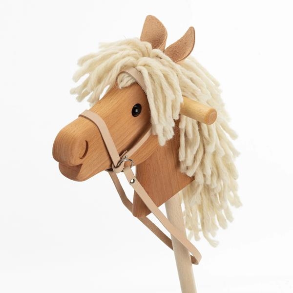 Caballo de palo | Juguete Waldorf | Kamchatkatoys