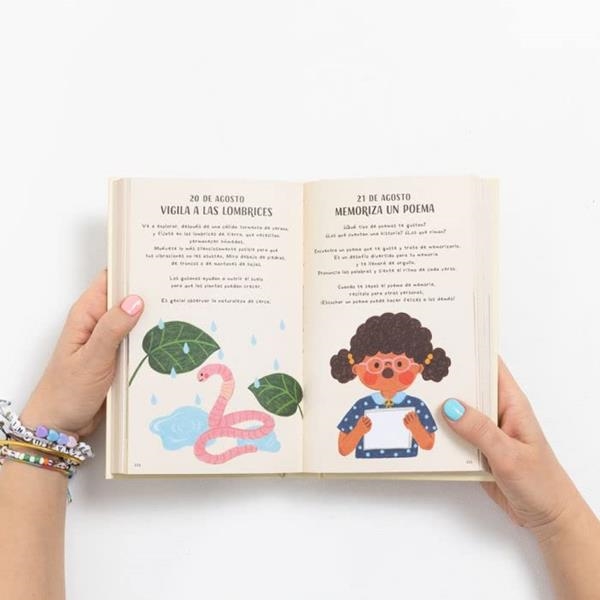 El Libro del Año | Tutifruti Editorial | Kamchatka Magic Toys