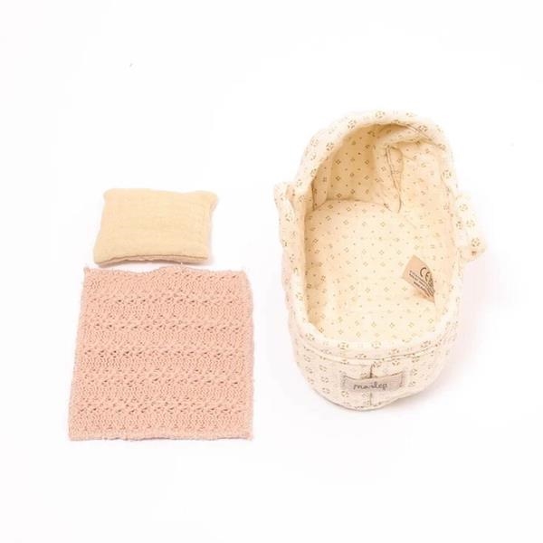 Carry Cot | Maileg | Kamchatka Magic Toys