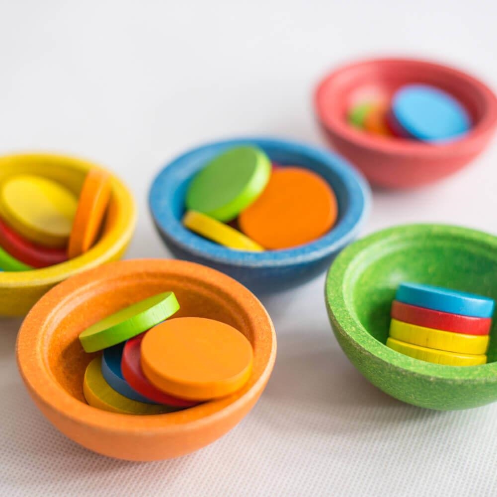 Cuencos de colores para ordenar y clasificar | Plantoys 