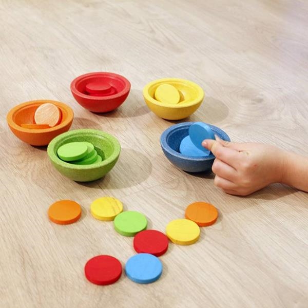 Cuencos de colores para ordenar y clasificar | Plantoys 