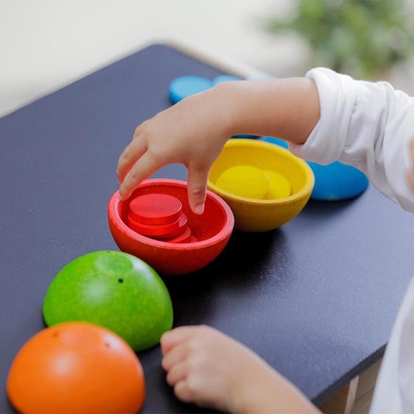 Cuencos de colores para ordenar y clasificar | Plantoys 