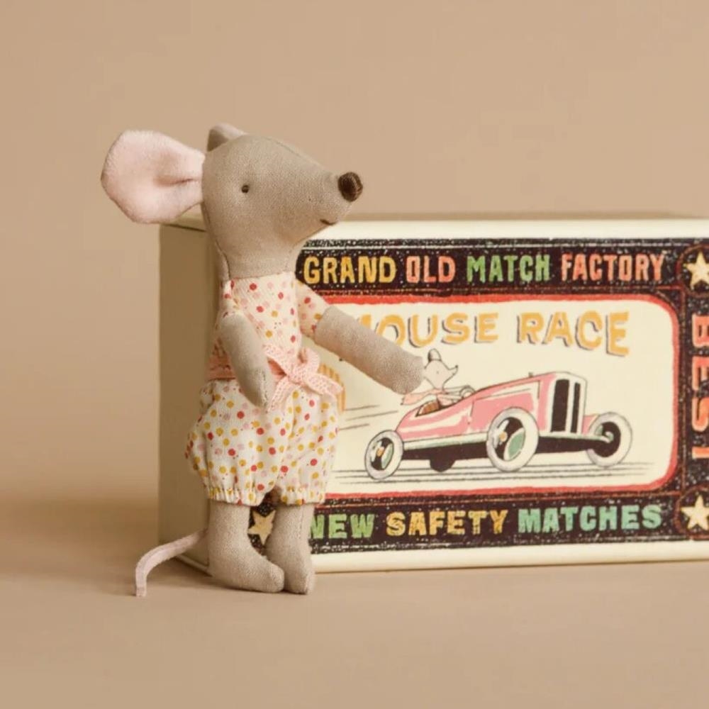 Ratoncita Little Sister 2024 | Maileg | Kamchatka Magic Toys