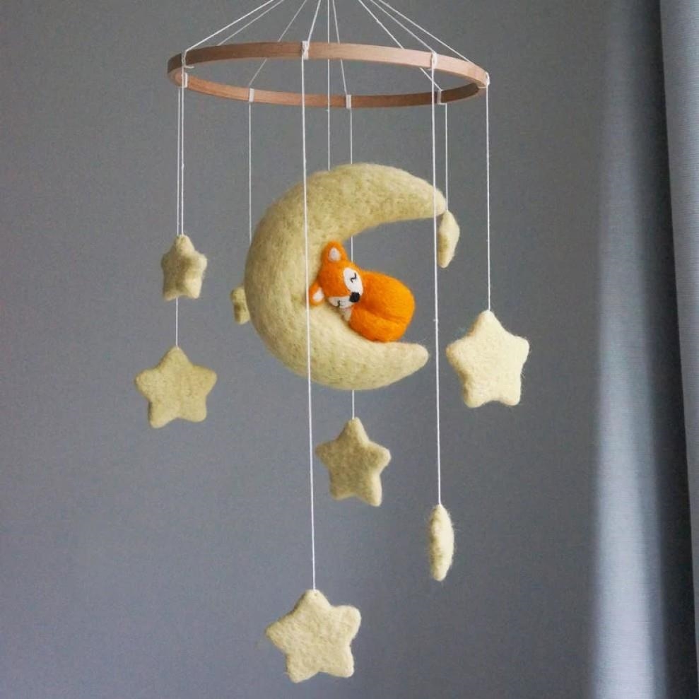 Móvil Bebé Fox in the Moon Gamcha | Lana Afieltrada a Mano