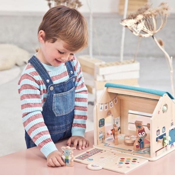 Mi Primera Escuela | Lilliputiens | Kamchatka Magic Toys