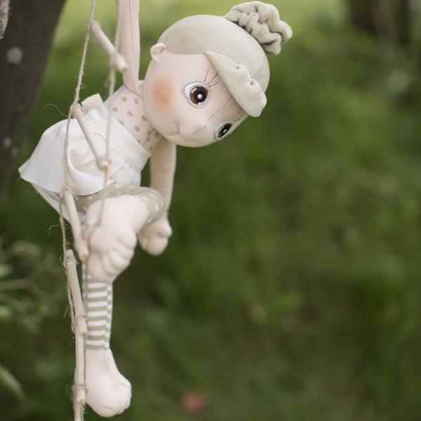 Muñeca ecológica Iris | Rubens Barn | Kamchatka Magic Toys